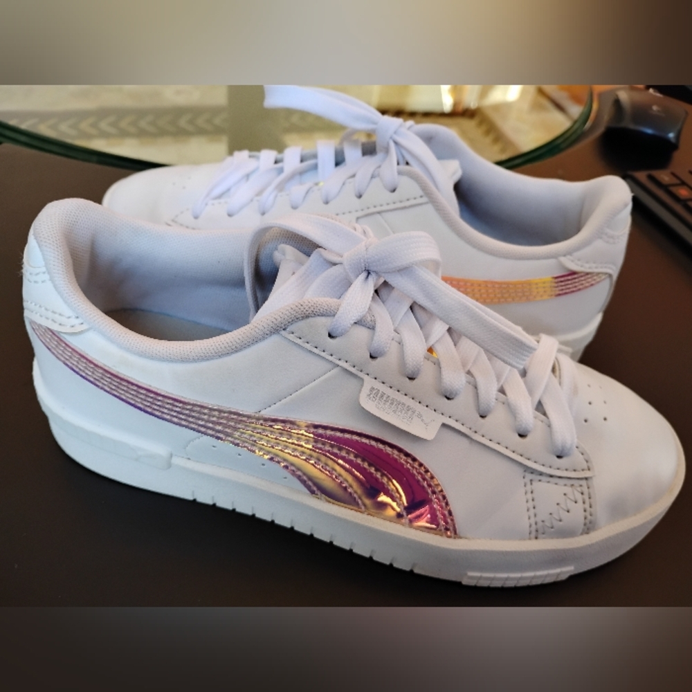 Puma White Sneakers Youth Sz 4.5